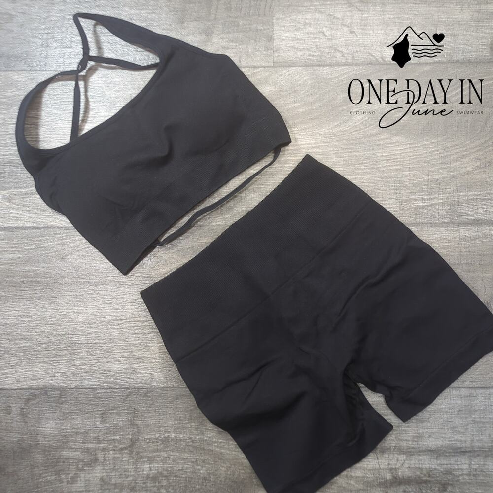 Aleumdr Strappy Back Yoga Ruched Shorts Set Size S